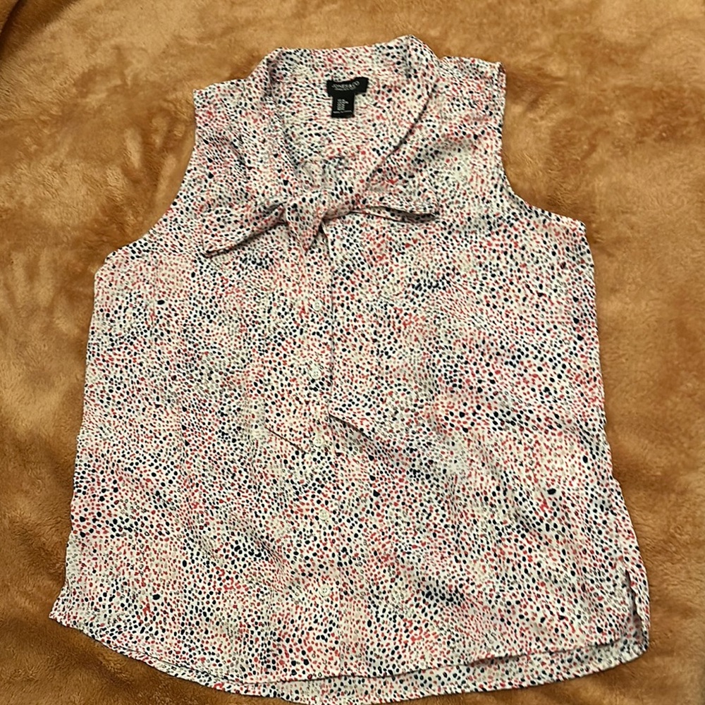 Women's Sleeveless Blouse - Multicolor